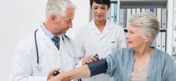 Medición de la presión arterial para diagnosticar hipertensión